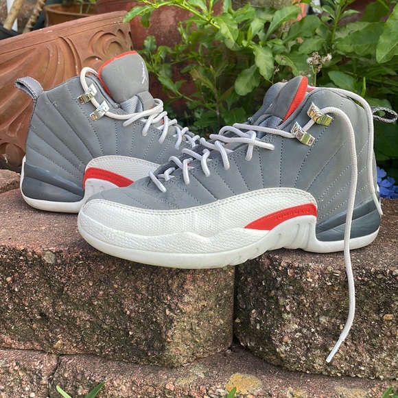 Jordan Retro 12 - Picture 3 of 6